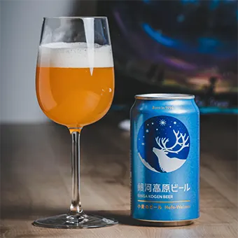 ツアー参加者に「銀河高原ビール」を１缶プレゼント！家に帰ってから夜空に思いを馳せながらお楽しみいただけるビールです。Instagram：@gingakogenbeer_official